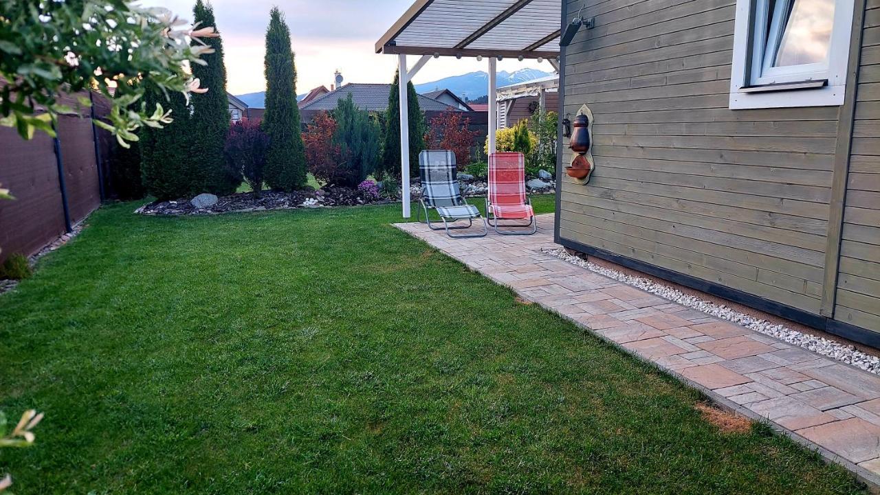 Апартаменты Tiny House Olivia Липтовски-Градок Экстерьер фото